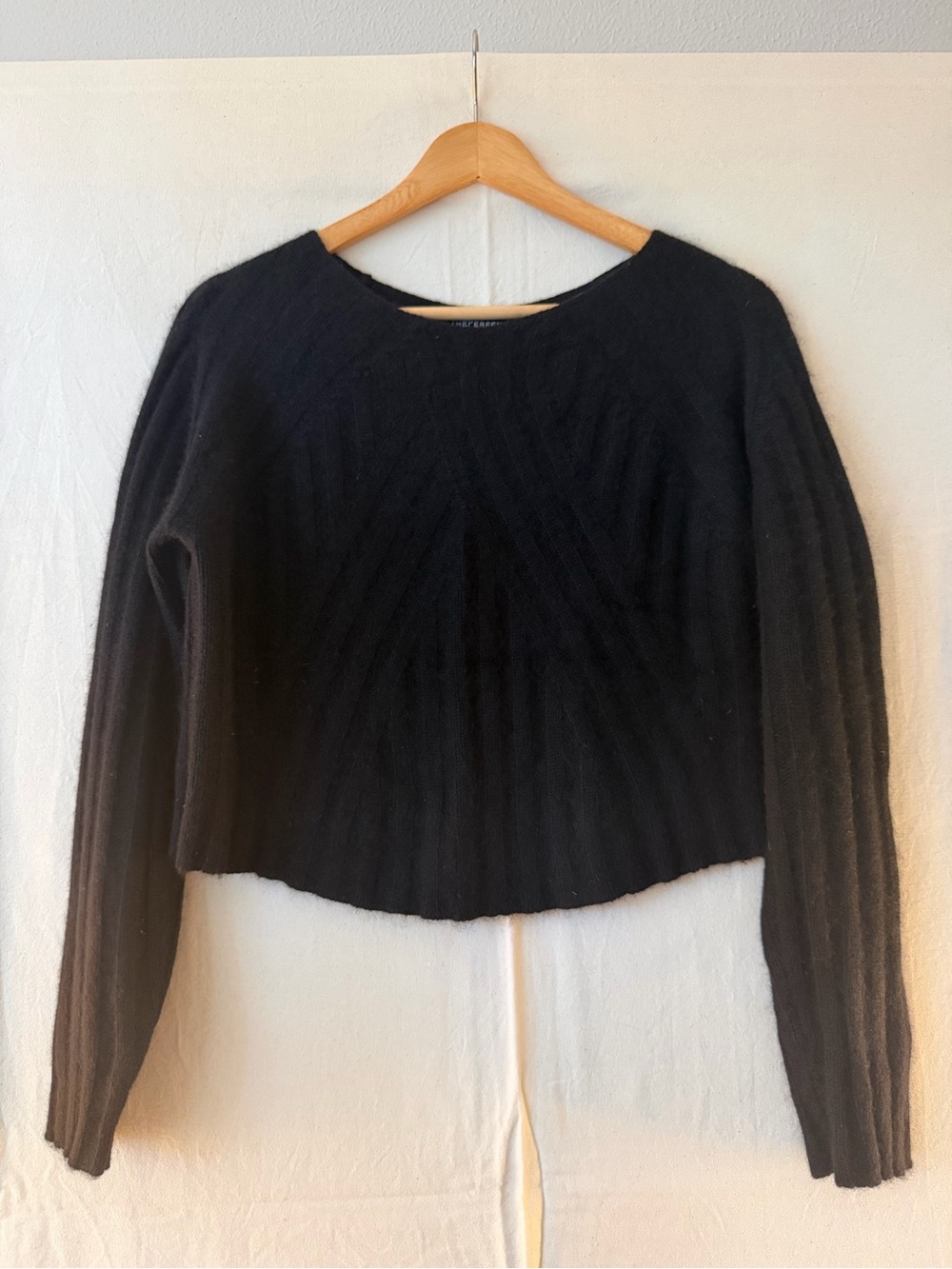 THEPERFEXT 100% Cashmere Black Ribbed Scoop Neck Sweater